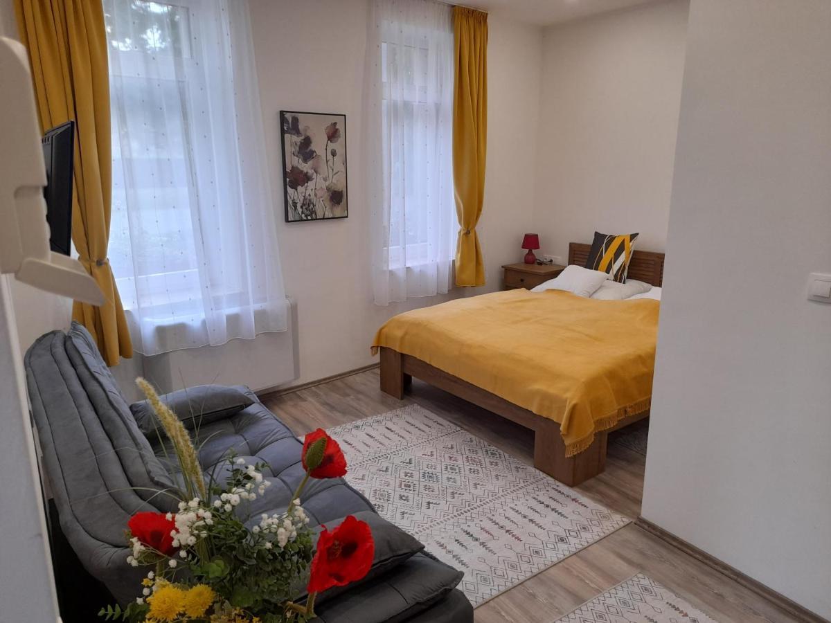 Adamko Borkert Haz Bed and Breakfast Villány Εξωτερικό φωτογραφία