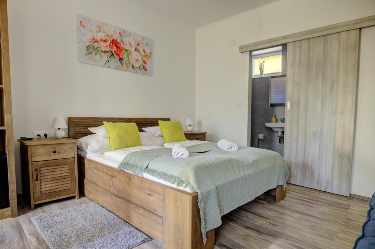 Adamko Borkert Haz Bed and Breakfast Villány Εξωτερικό φωτογραφία